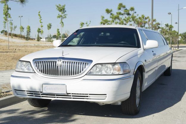 Limusina Lincoln Town Car